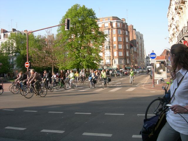 2009-04-24-parade28.jpg